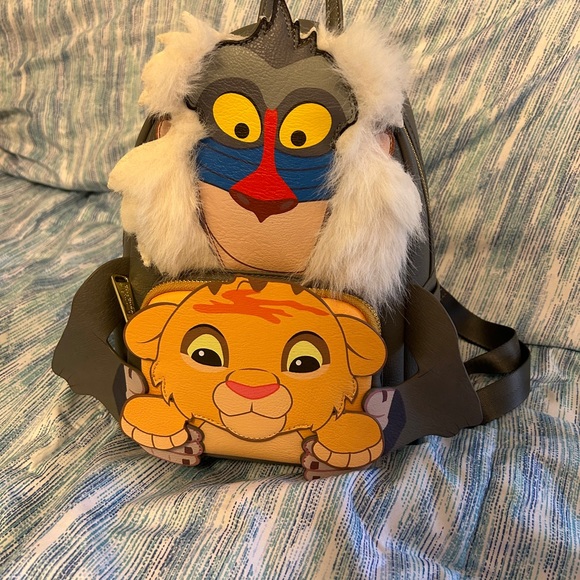 Lion King Raffiki loungefly backpack - Picture 2 of 2